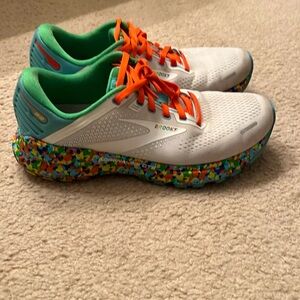 Brooks White and Orange Sneakers